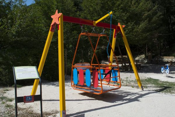 Parco giochi sassovivo per disabili